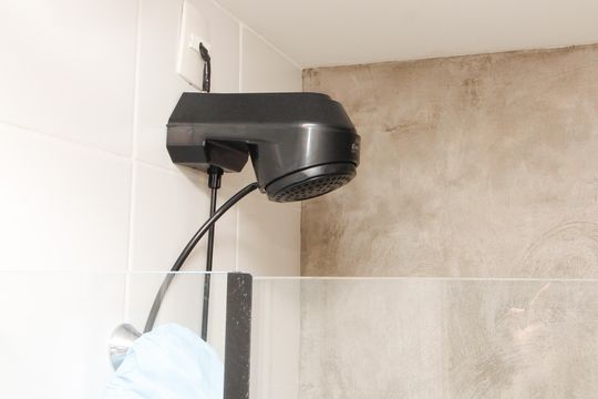 banheiro de apartamento para alugar com 1 quarto, 31m² em Água Branca, São Paulo