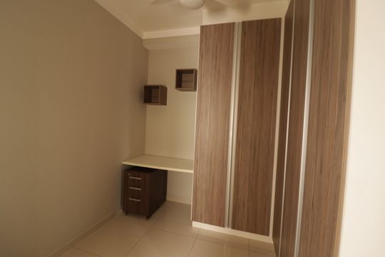 Apartamento à venda com 2 quartos, 87m² em Jardim Trevo, Jundiaí