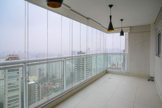 Varanda de apartamento à venda com 2 quartos, 74m² em Aclimação, São Paulo