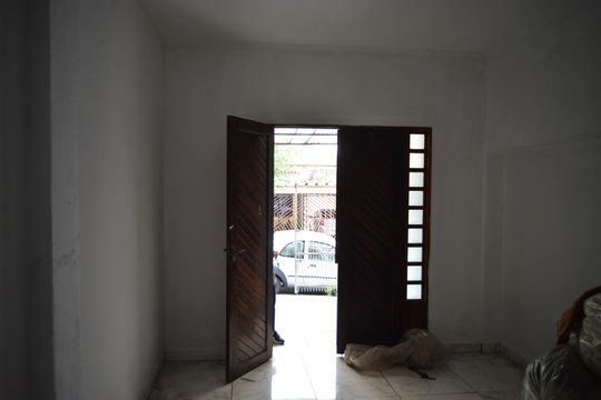 Sala de casa à venda com 2 quartos, 220m² em Jardim Santo Alberto, Santo André
