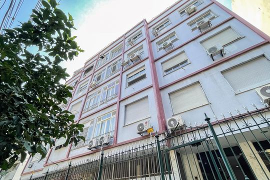 Fachada de apartamento à venda com 3 quartos, 112m² em Maracanã, Rio de Janeiro