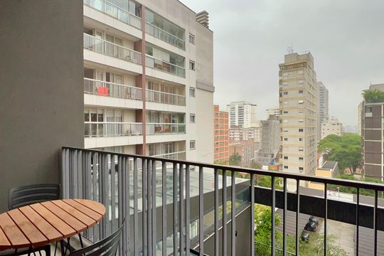 Varanda de kitnet/studio à venda com 1 quarto, 28m² em Pinheiros, São Paulo