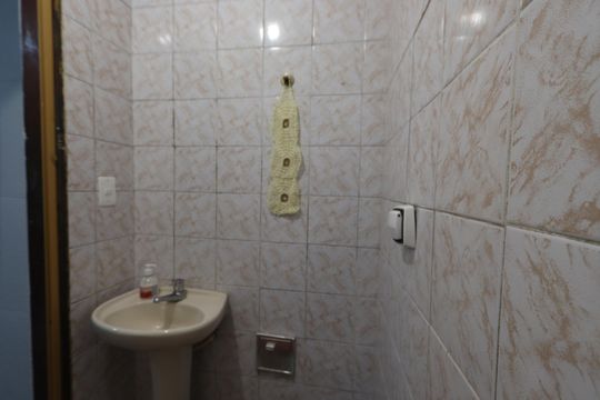 Banheiro de casa para alugar com 1 quarto, 40m² em Jardim Vila Formosa, São Paulo