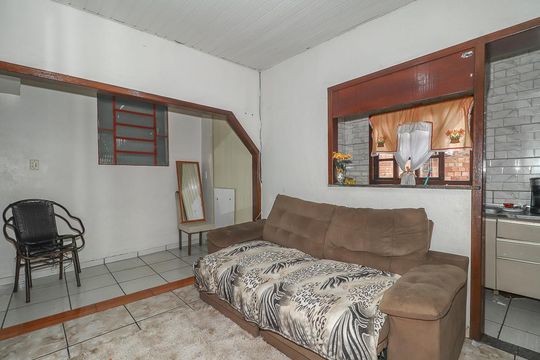 Sala de casa à venda com 1 quarto, 100m² em Jardim Carvalho, Porto Alegre
