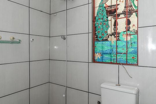 Banheiro da Suíte de casa à venda com 1 quarto, 100m² em Jardim Carvalho, Porto Alegre
