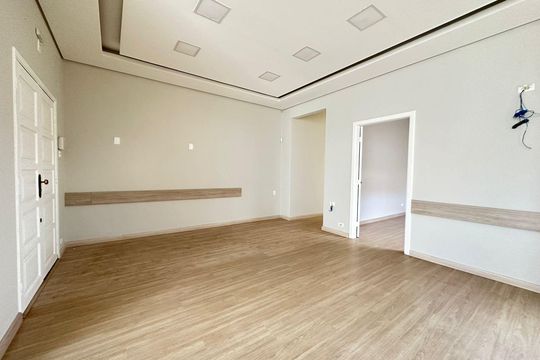 Sala  de casa para alugar com 8 quartos, 406m² em Centro, Uberlândia