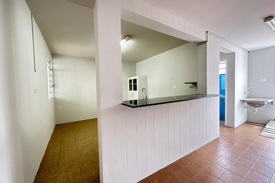 Cozinha de casa para alugar com 8 quartos, 406m² em Centro, Uberlândia