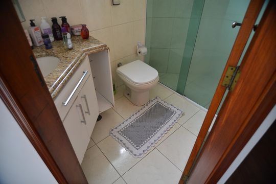 Apartamento à venda com 2 quartos, 77m² em Vila Lucinda, Santo André