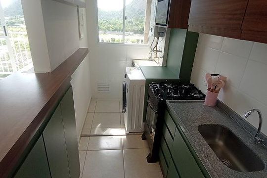 Cozinha de apartamento à venda com 3 quartos, 57m² em Barra Olímpica, Rio de Janeiro