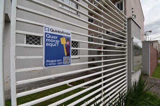 Plaquinha de apartamento para alugar com 2 quartos, 58m² em Cidade Jardim, São José dos Pinhais