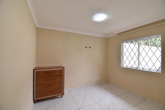 Quarto 2 de apartamento para alugar com 2 quartos, 58m² em Cidade Jardim, São José dos Pinhais