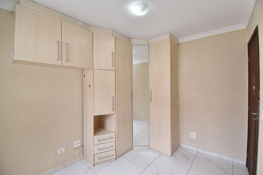 Quarto 1 de apartamento para alugar com 2 quartos, 58m² em Cidade Jardim, São José dos Pinhais
