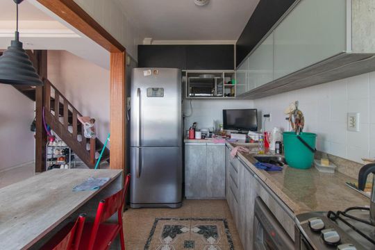 Cozinha de apartamento à venda com 4 quartos, 120m² em Cristal, Porto Alegre