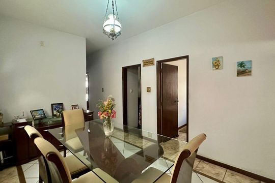 Sala de jantar de casa à venda com 6 quartos, 527m² em Monsenhor Messias, Belo Horizonte