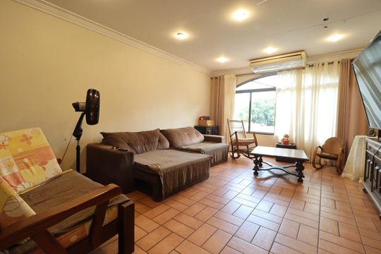 Casa para alugar com 7 quartos, 560m² em Republica, Ribeirão Preto