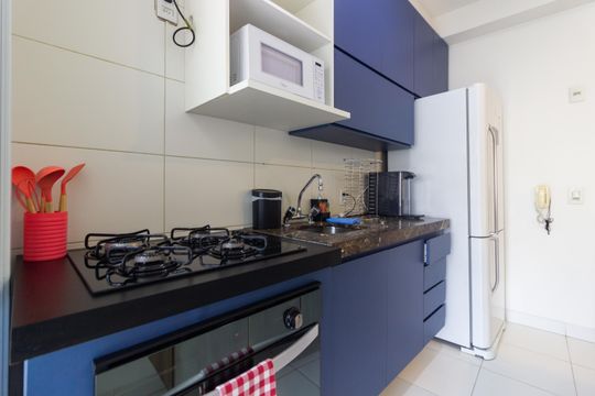 Cozinha de apartamento para alugar com 2 quartos, 72m² em Pinheiros, São Paulo