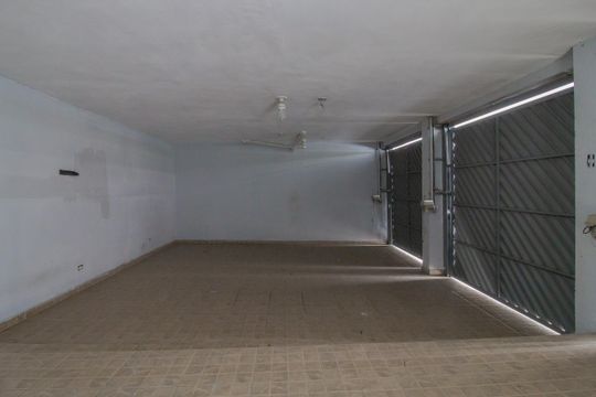 Garagem de casa para alugar com 2 quartos, 140m² em Vila Bocaina, Mauá