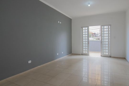 Sala de casa para alugar com 2 quartos, 140m² em Vila Bocaina, Mauá