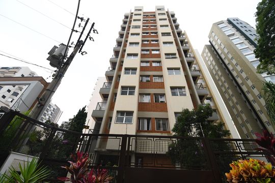 Fachada / Placa de apartamento à venda com 1 quarto, 54m² em Cambuí, Campinas