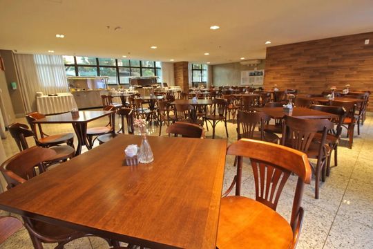 Área comum de kitnet/studio para alugar com 1 quarto, 53m² em Coracao de Jesus, Belo Horizonte