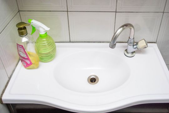 Banheiro de apartamento à venda com 2 quartos, 44m² em Conceição, Diadema