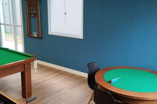 Salão de jogos de kitnet/studio para alugar com 1 quarto, 17m² em Vila Pereira Barreto, São Paulo
