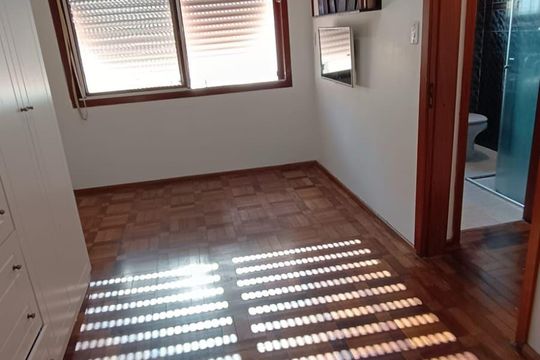 Quarto de apartamento à venda com 2 quartos, 58m² em Menino Deus, Porto Alegre