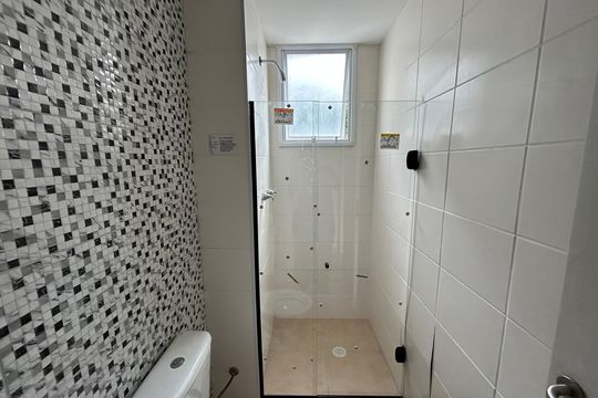 Banheiro de apartamento à venda com 2 quartos, 47m² em Engenho Novo, Rio de Janeiro