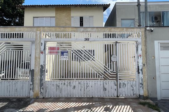 Fachada+Placa de casa à venda com 3 quartos, 100m² em Jardim Sao Nicolau, São Paulo