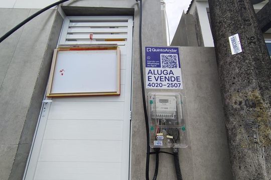 Placa de casa de condomínio à venda com 1 quarto, 45m² em Taquara, Rio de Janeiro