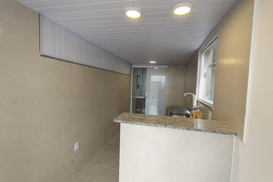 Cozinha de casa de condomínio à venda com 1 quarto, 45m² em Taquara, Rio de Janeiro