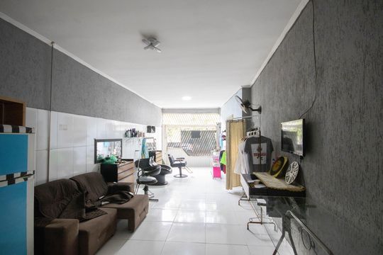 Garagem de casa à venda com 2 quartos, 140m² em Jardim Andarai, São Paulo