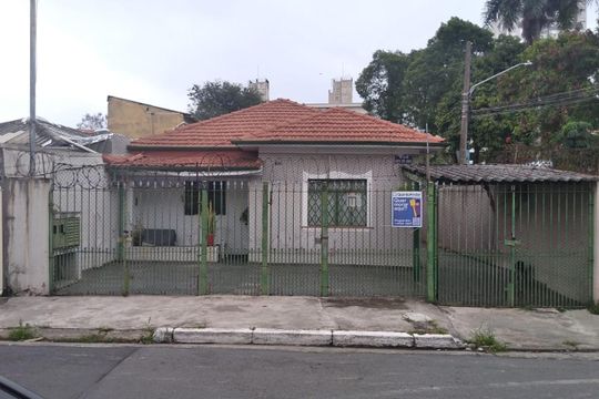 Fachada de casa para alugar com 2 quartos, 80m² em Vila Vitorio Mazzei, São Paulo