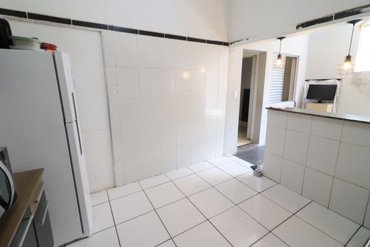 Cozinha de casa à venda com 4 quartos, 279m² em Pestana, Osasco