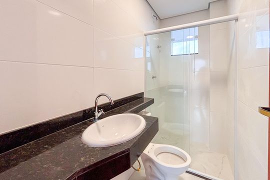 Banheiro Social de apartamento para alugar com 1 quarto, 80m² em Jardim Maringa, São Paulo