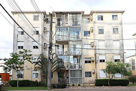 Fachada do Bloco de apartamento à venda com 3 quartos, 67m² em Humaitá, Porto Alegre