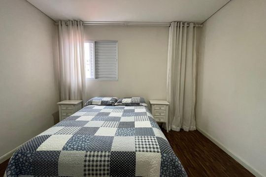 Quarto 1 de casa à venda com 3 quartos, 165m² em Jardim das Vertentes, São Paulo