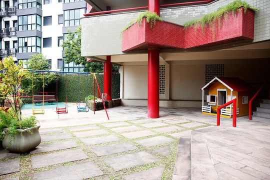 Área Comum - Playground de apartamento à venda com 4 quartos, 300m² em Menino Deus, Porto Alegre