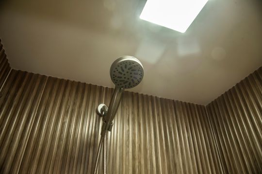 Banheiro de kitnet/studio à venda com 1 quarto, 27m² em Vila Clementino, São Paulo