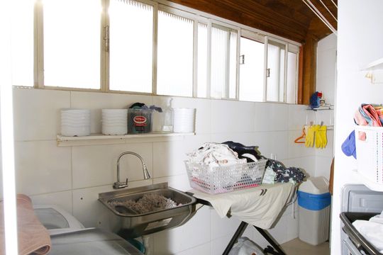 Área de Serviço de casa à venda com 3 quartos, 150m² em Calafate, Belo Horizonte