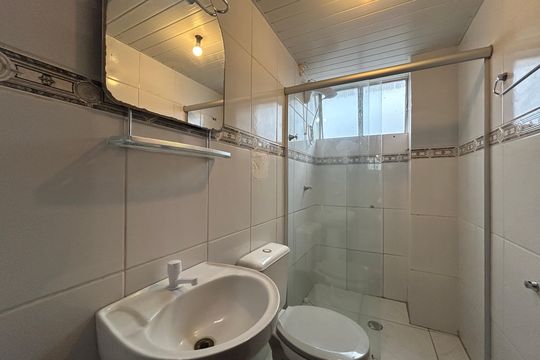 Banheiro de apartamento à venda com 2 quartos, 62m² em Centro, Novo Hamburgo