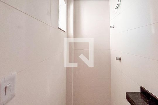 Banheiro de apartamento para alugar com 1 quarto, 110m² em Jardim Maringa, São Paulo