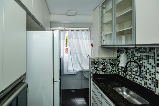 Cozinha de apartamento para alugar com 2 quartos, 66m² em Manacás, Belo Horizonte