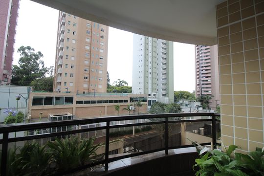 Sala - Varanda de apartamento à venda com 4 quartos, 168m² em Vila Regente Feijó, São Paulo