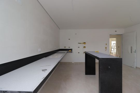 Cozinha de apartamento à venda com 2 quartos, 90m² em Jardim Santo Antônio, Santo André