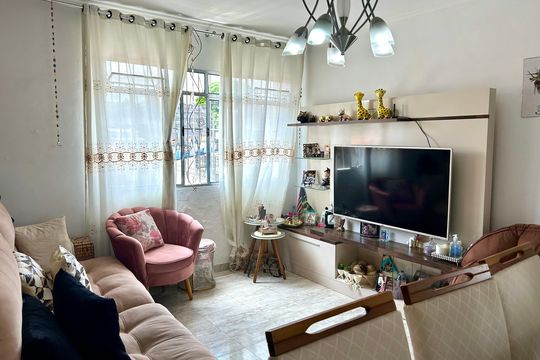 Sala de apartamento à venda com 2 quartos, 60m² em Jardim Vila Galvao, Guarulhos