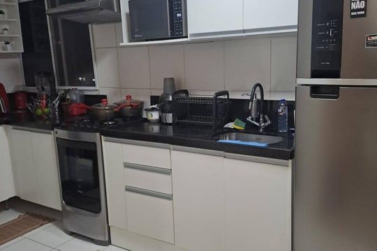 Cozinha de apartamento para alugar com 2 quartos, 45m² em Recreio dos Bandeirantes, Rio de Janeiro
