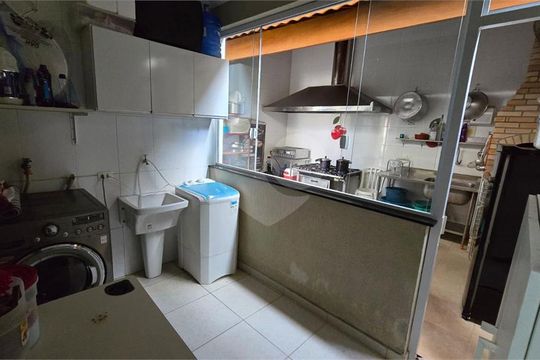 Casa à venda com 3 quartos, 125m² em Parque Sao Luis, São Paulo