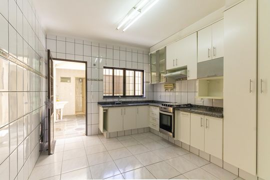 Cozinha de casa à venda com 2 quartos, 75m² em Vila Carrão, São Paulo