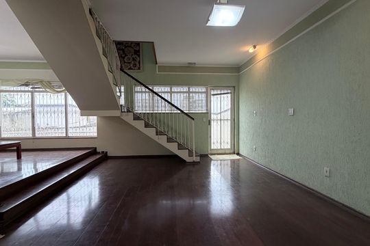 Sala de casa à venda com 4 quartos, 250m² em Jardim Nova Europa, Campinas